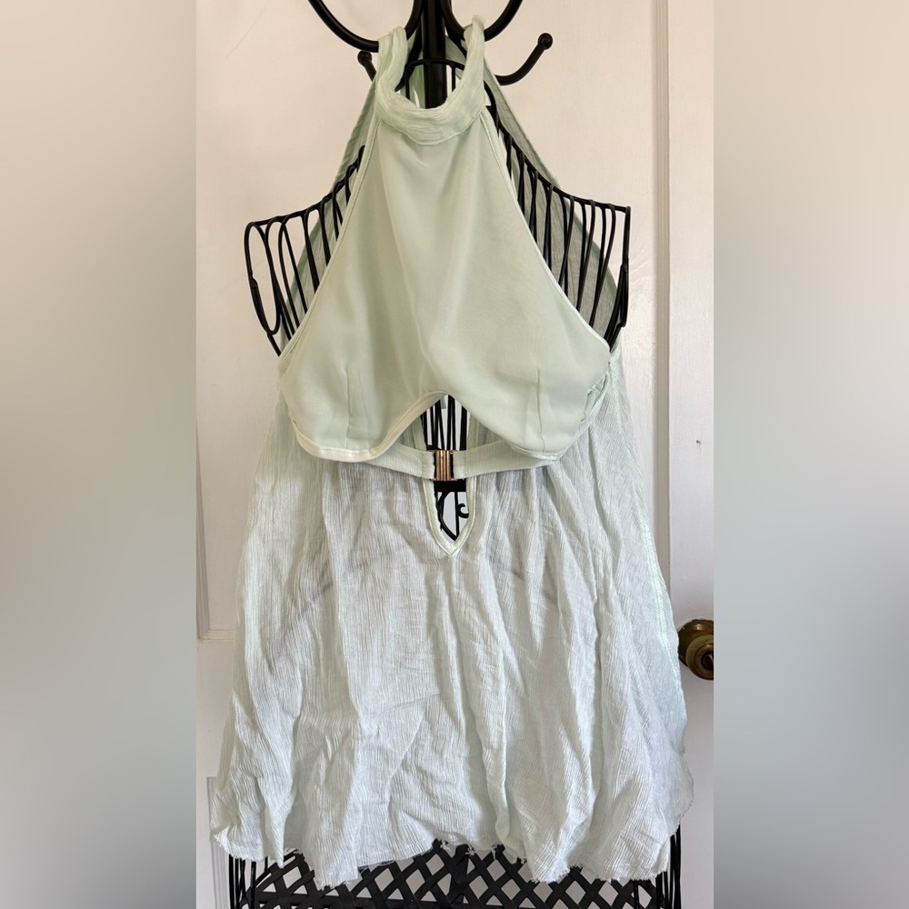 Sabo Skirt Open Back Top - Picture 6 of 10
